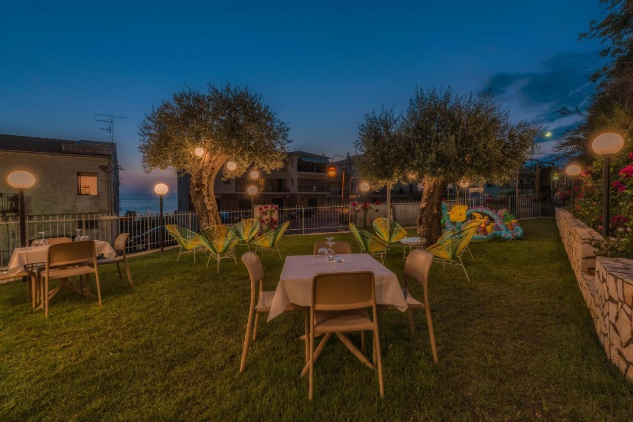 مبيت وإفطار بلفيديري ماريتّيمو La Risacca Relais المظهر الخارجي الصورة