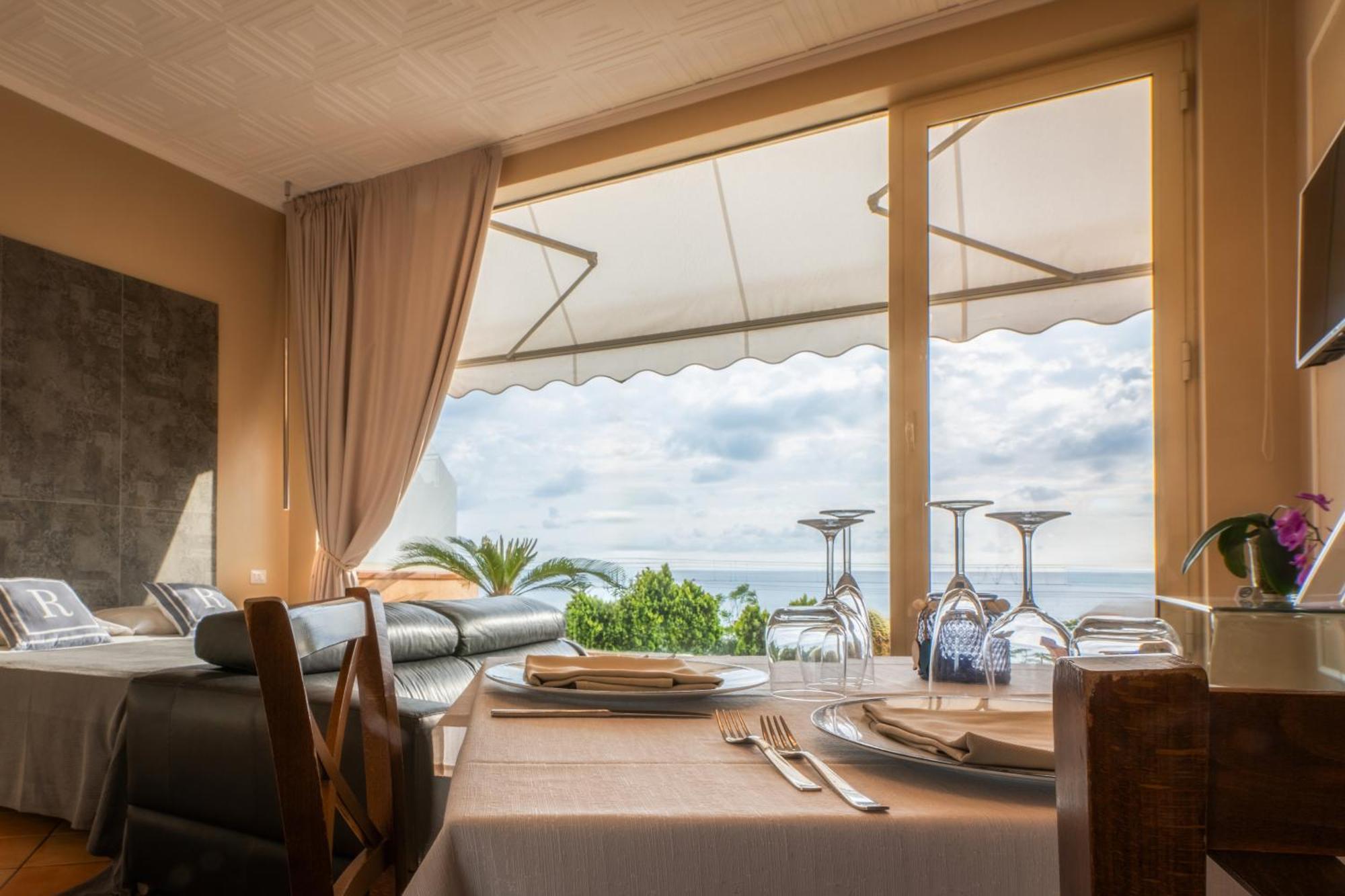 مبيت وإفطار بلفيديري ماريتّيمو La Risacca Relais المظهر الخارجي الصورة